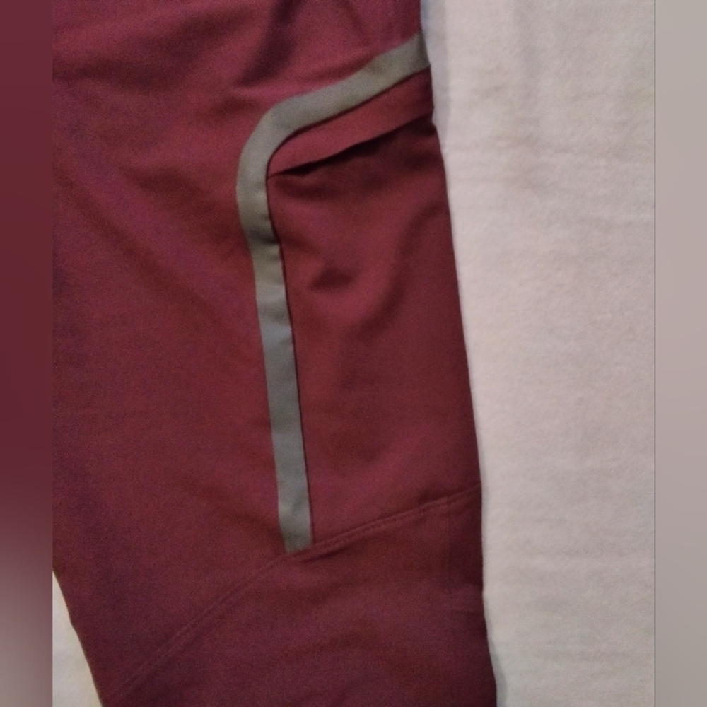 Under Armour UA SPORTSYLTYLE ELITE CARGO TAPERED PANTS SIZE SMALL New - Picture 8 of 13